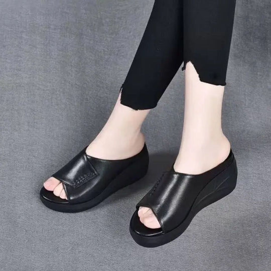 Damen Wedge-Pantoletten mit anatomischer Fußbettgestaltung und elegantem Obermaterial R&B
