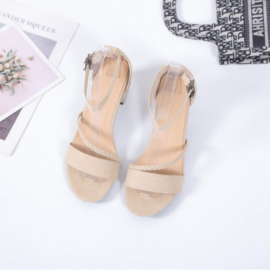Damen Blockabsatz Sandalen mit transparenten Riemen und geflochtenem Detail R&B