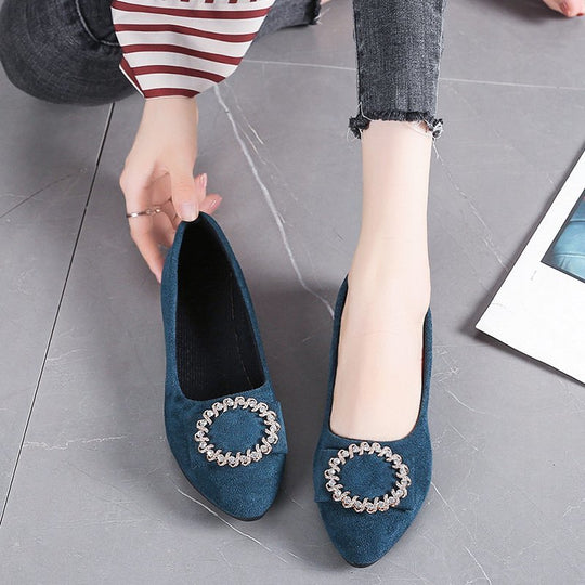 Damen nan elegante Veloursoptik-Ballerinas mit dekorativer Schmuckbrosche und kleinem Blockabsatz R&B