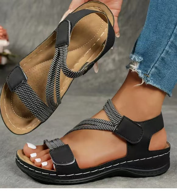 Damen Sandalen mit verstellbaren Riemen und ergonomischem Fußbett R&B