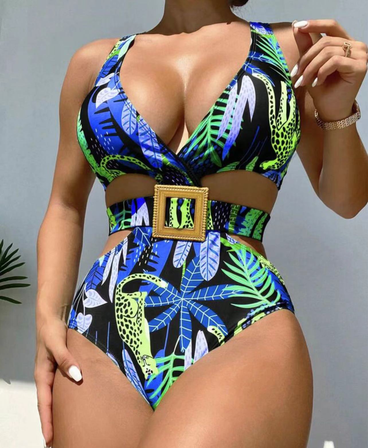 Damen Einteiliger Badeanzug mit modischem Cut-Out und eleganter Schnalle R&B
