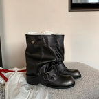Damen Stiefel mit elegantem Riemenverschluss und modischem Falten-Design