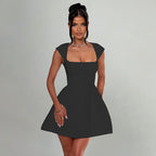Damen Minikleid mit quadratischem Ausschnitt und ausgestelltem Rock R&B
