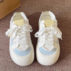 Damen Sneakers im modernen Design mit verspielten Elementen R&B