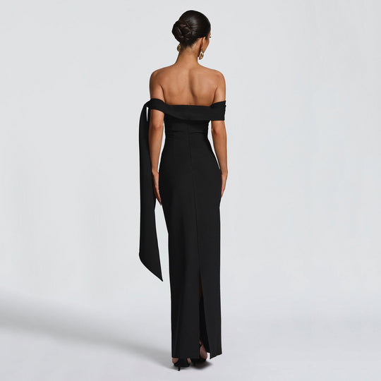 Damen Wickelkleid mit einem eleganten One-Shoulder-Design und modischen Rüschendetails R&B