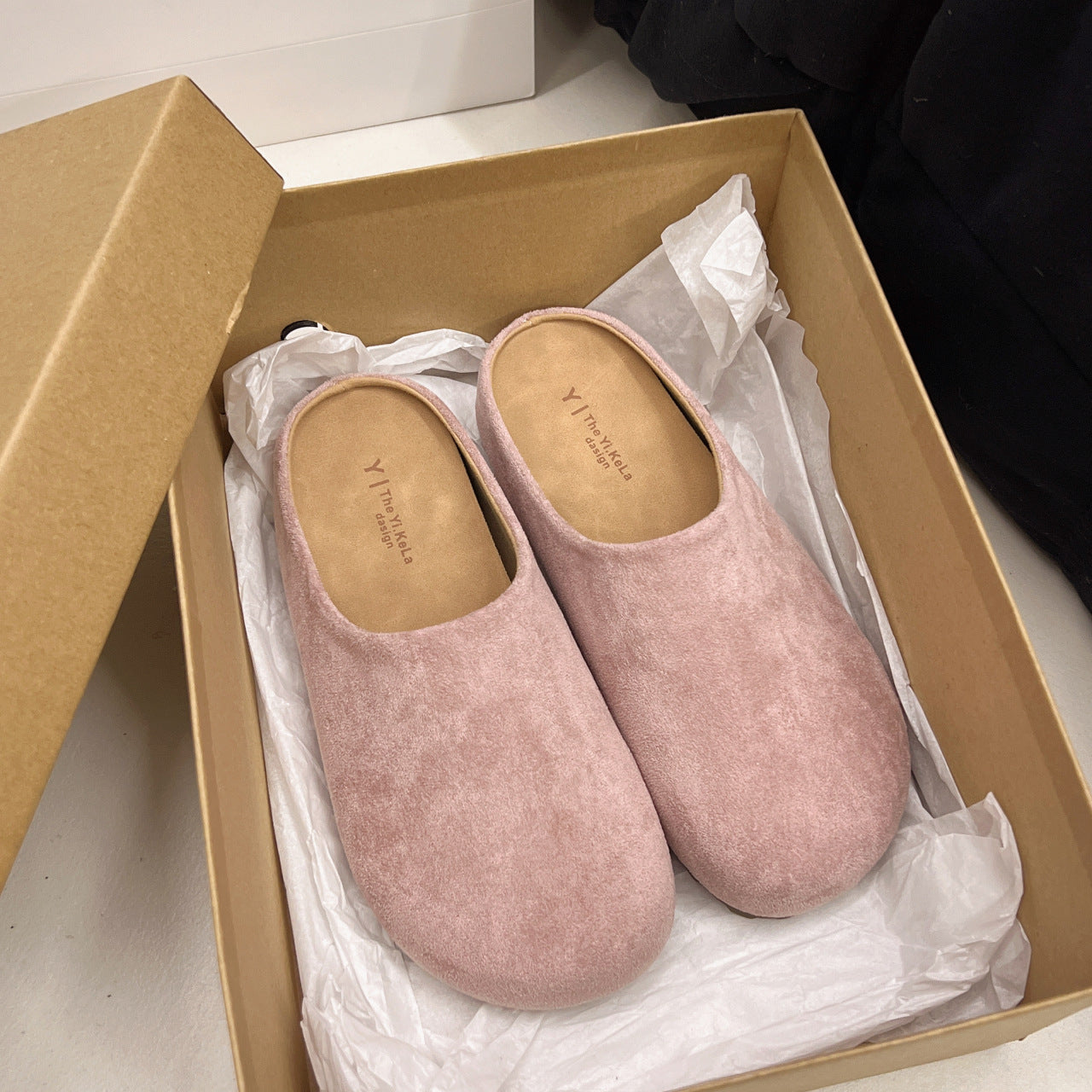 Damen Komfortable Clogs aus hochwertigem Wildleder R&B