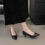 Damen elegante Pumps mit dekorativem Schnallenverschluss und spitzem Design R&B