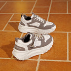 Damen Chunky Sneakers mit modernem Obermaterial und robustem Profil R&B