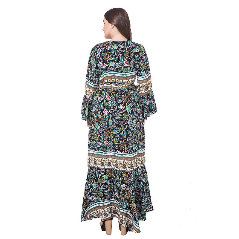 Damen Maxikleid mit kunstvollem floralen Design und leichten Rüschendetails R&B