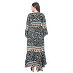 Damen Maxikleid mit kunstvollem floralen Design und leichten Rüschendetails R&B