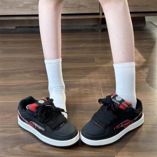 Damen sportliche Sneakers mit gepolsterter Innensohle und elastischem Schnürsystem R&B
