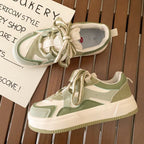 Damen Sportliche Plateau Sneakers mit einzigartigem Design und atmungsaktiver Oberflächenstruktur