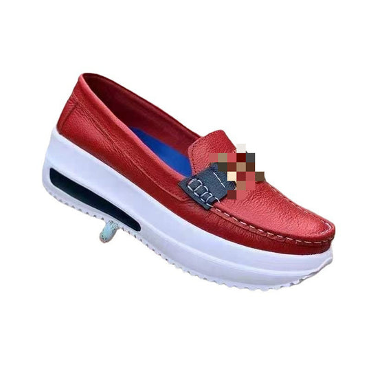 Damen bequeme Slip-On Mokassins mit strukturierten Details und rutschfester Sohle R&B
