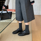 Damen Mokassins aus hochwertigem Leder mit elegantem Riemendesign