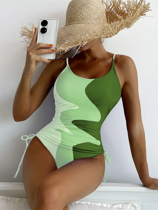 Damen Einteiler-Badeanzug mit verspielten Cut-Outs und floralem Design R&B