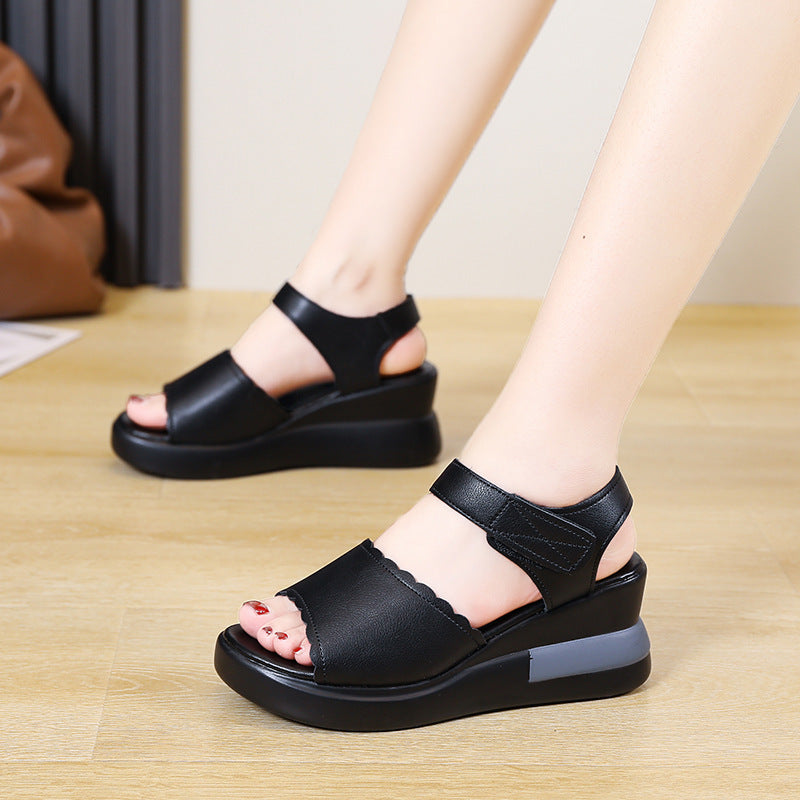 Damen Wedge-Sandalen mit komfortablem Fußbett und elegantem Riemendesign R&B