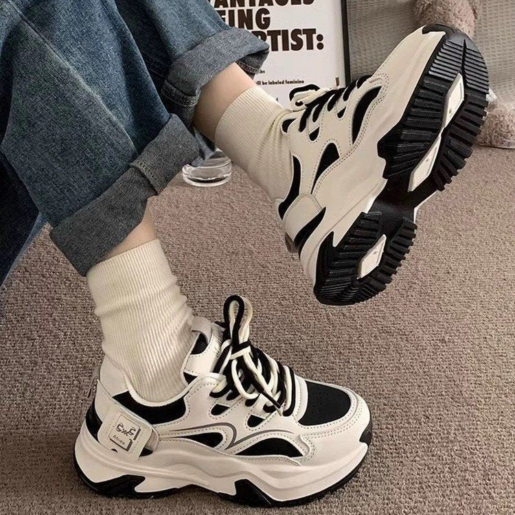 Damen Sportliche Chunky Sneakers mit komfortabler Fütterung und modischem Detail R&B