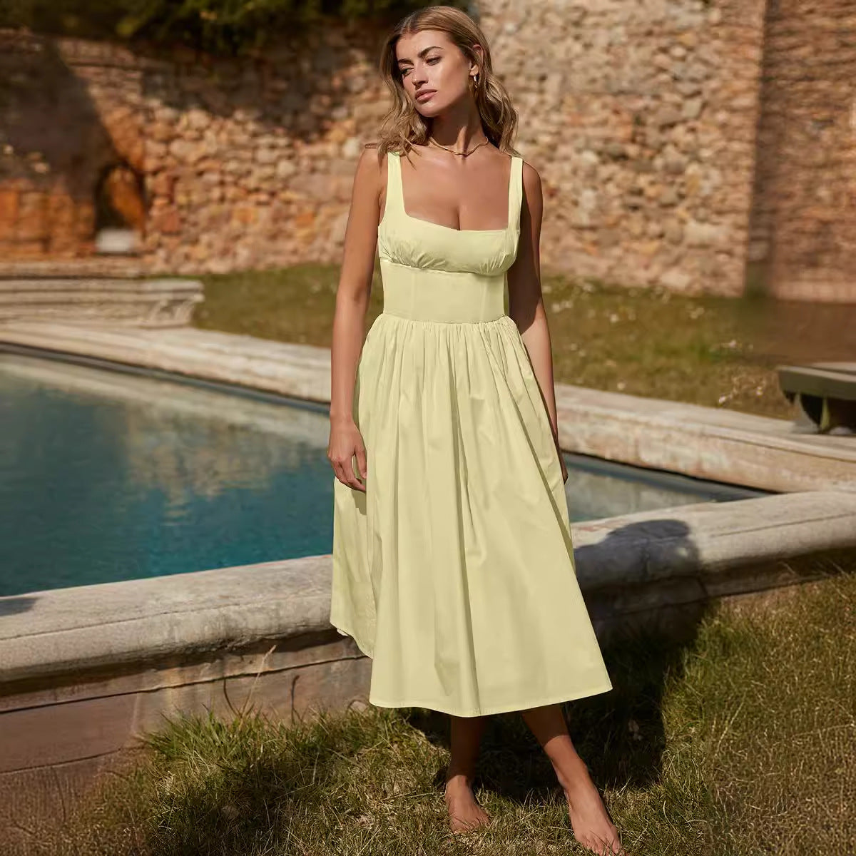 Damen Maxikleid mit elegantem Schnitt und voluminösem Rock R&B