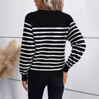 Damen gestreifter Pullover mit dekorativen Knopfdetails und Rundhalsausschnitt R&B