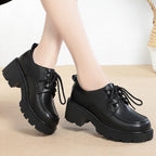 Damen Schnürschuhe mit robustem Blockabsatz und modischem Schnitt