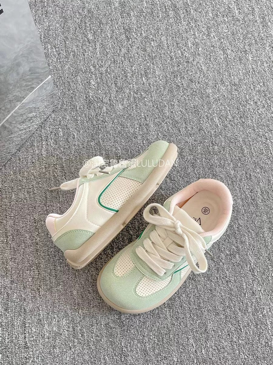 Damen Atmungsaktive Freizeitsneaker mit rutschfester Sohle und modischem Design