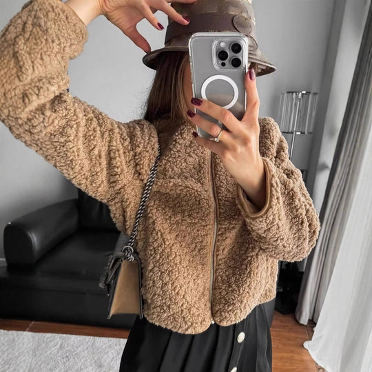 Damen Kuschelige Teddyjacke mit praktischem Reißverschluss und Seitentaschen R&B