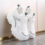 Damen Sportliche Sneakers mit dämpfender Profilsohle und atmungsaktive Obermaterialstruktur