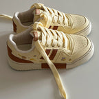 Damen Sportliche Sneaker mit bunten Applikationen und strapazierfähigem Obermaterial R&B