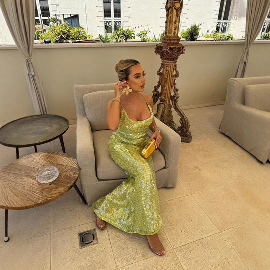 Damen Elegantes Pailletten-Maxikleid mit verführerischem Schnitt und schmalen Spaghettiträgern R&B