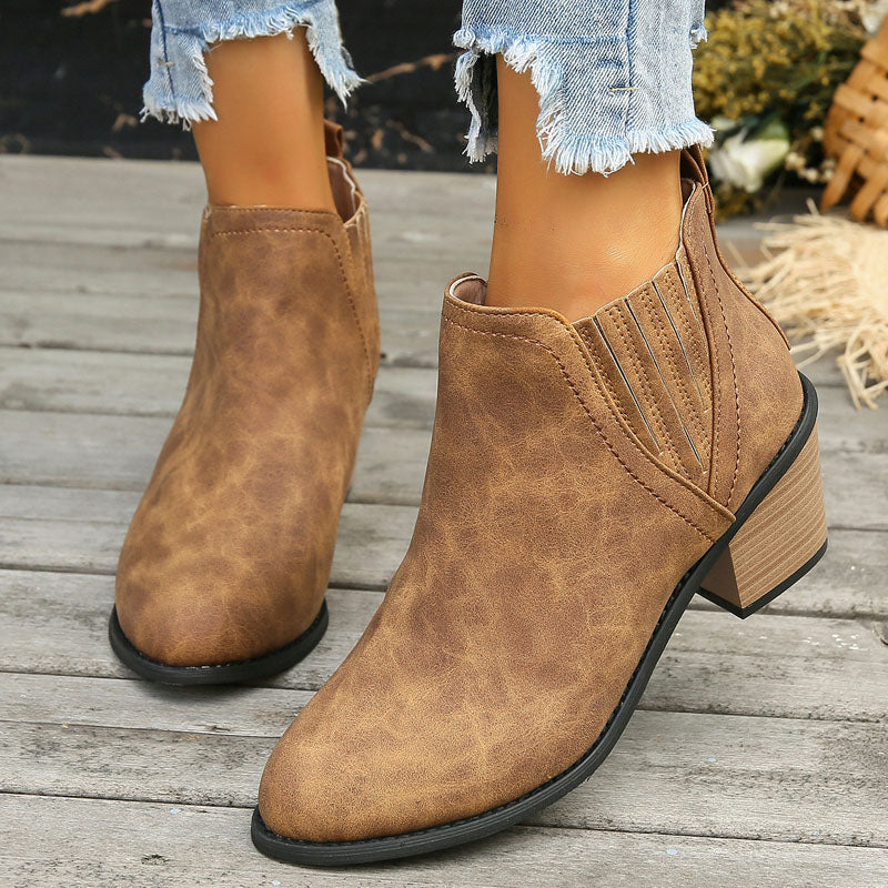 Vintage Stiefeletten mit dicken Absätzen R&B