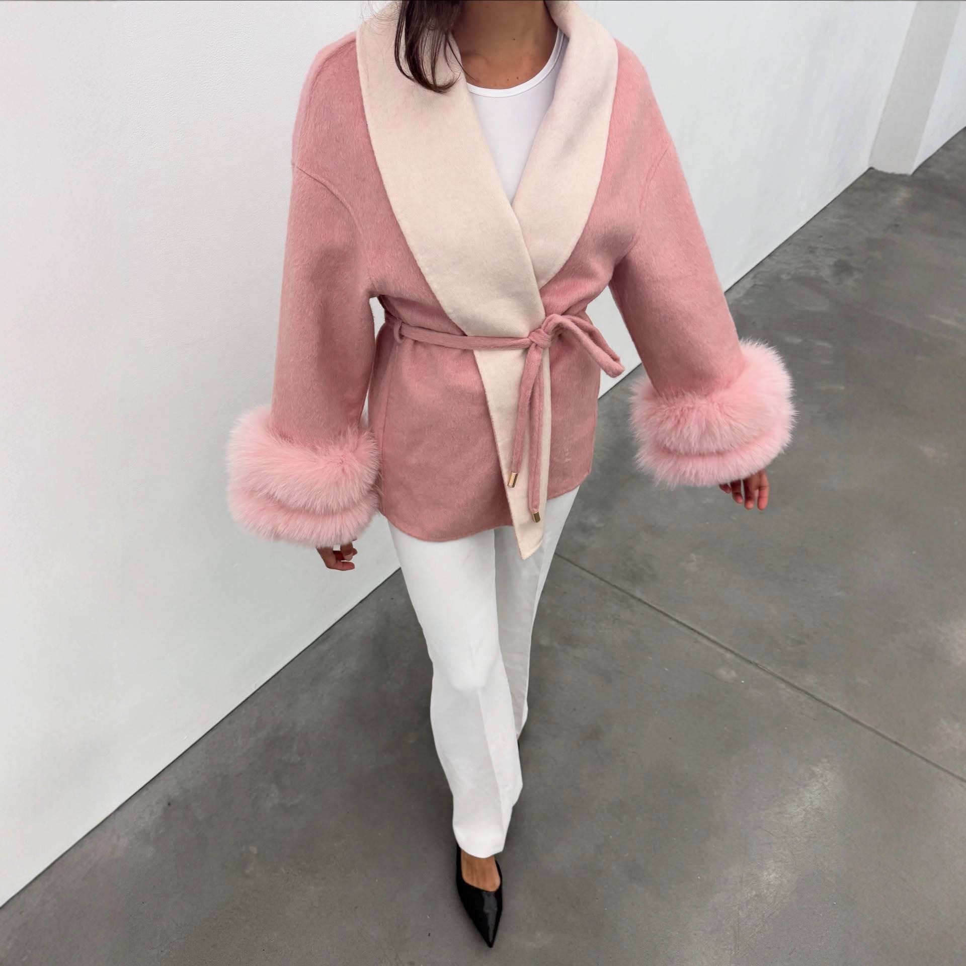 Damen Elegante Kurzjacke mit luxuriösen Fellverzierungen R&B