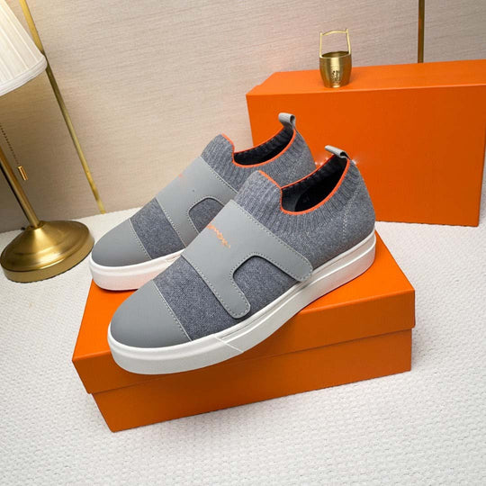 Damen Sportliche Slip-On Sneakers mit elastischem Verschluss und atmungsaktiver Oberfläche R&B
