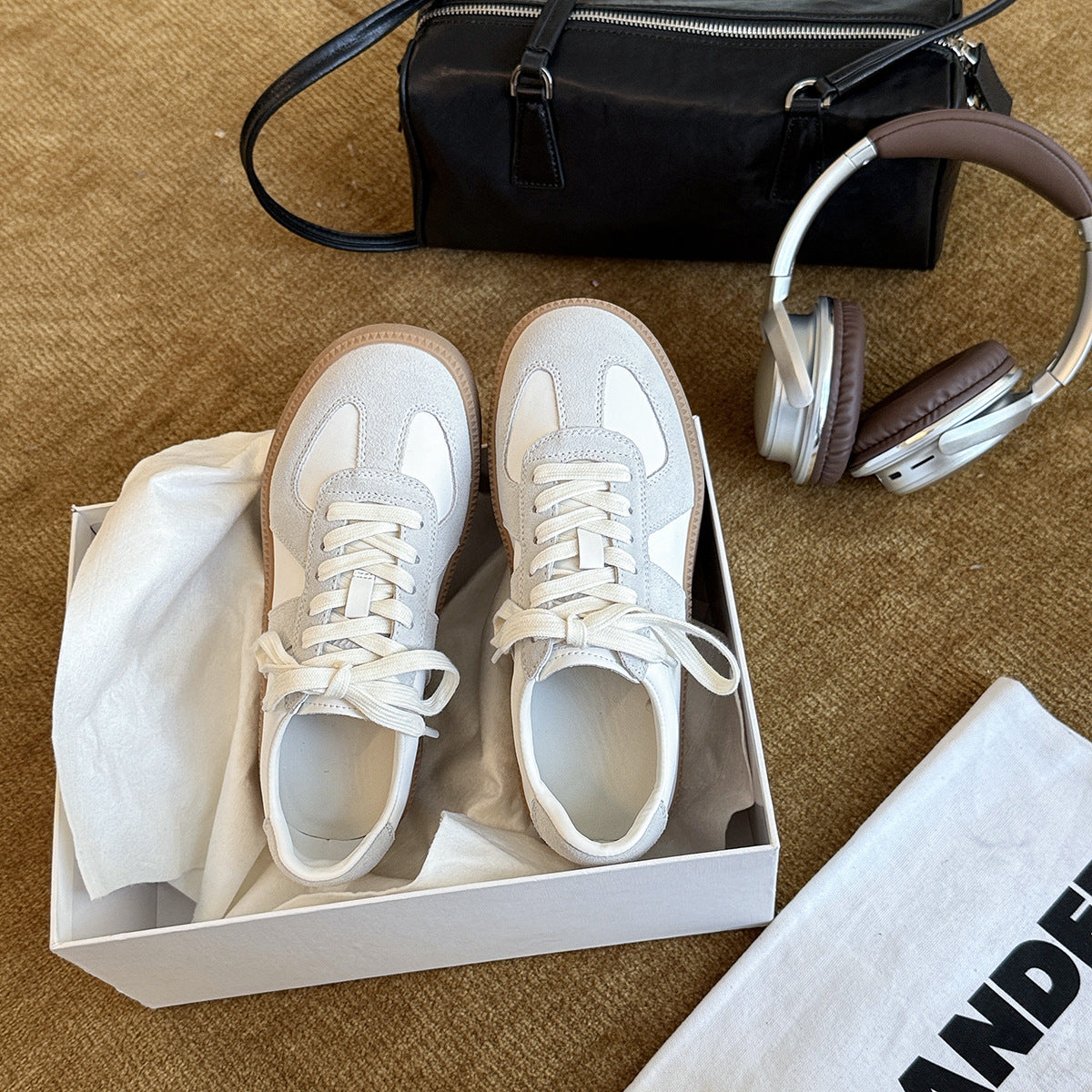 Damen Sneakers im sportlich-eleganten Design mit atmungsaktiver Obermaterialkombination und rutschfester Sohle