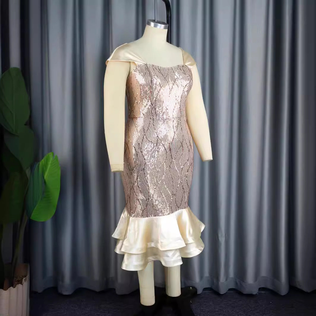 Damen Elegantes Abendkleid mit schimmernden Pailletten und femininem Rüschensaum R&B