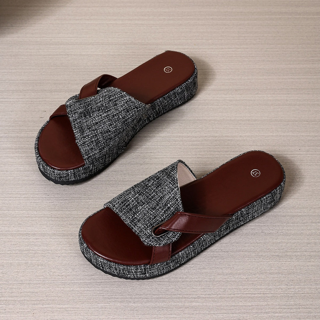 Damen bequeme Schlappen mit modischem Faltendesign R&B