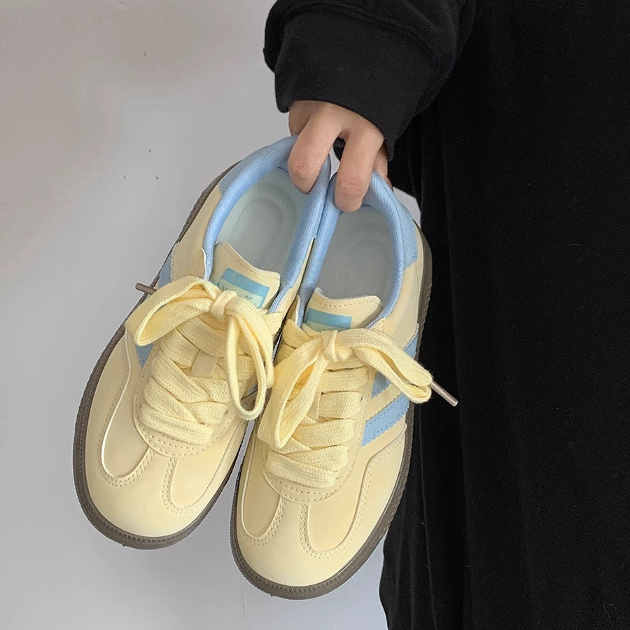 Damen Sneakers mit weichem Obermaterial und trendigen Farbakzenten