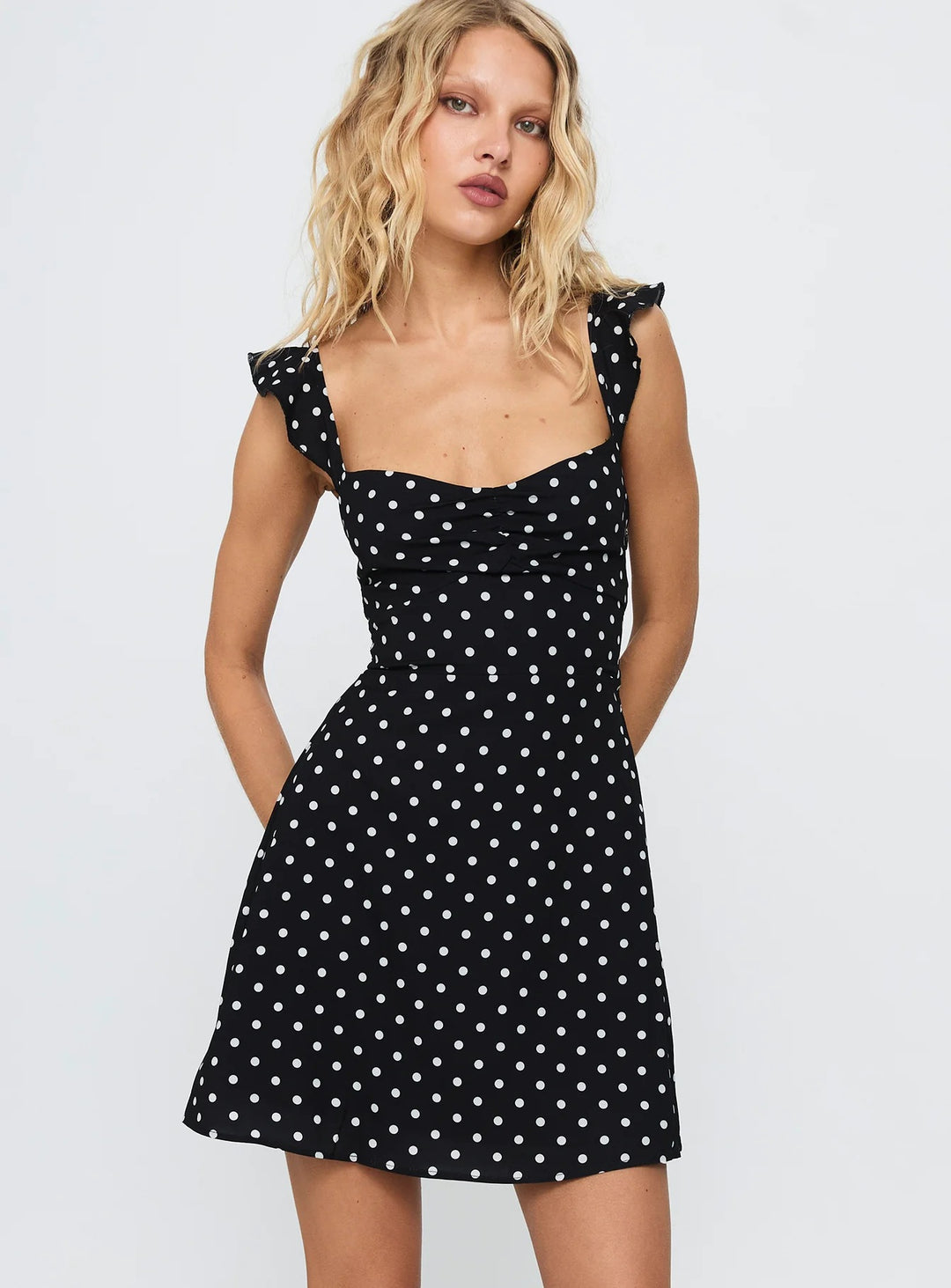 Damen romantisches Sommerkleid mit floralen Stickereien und Rüschendetails R&B