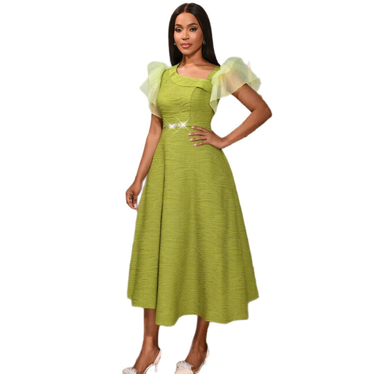 Damen Midi-Kleid mit innovativem Rüschendesign und eleganten Applikationen R&B