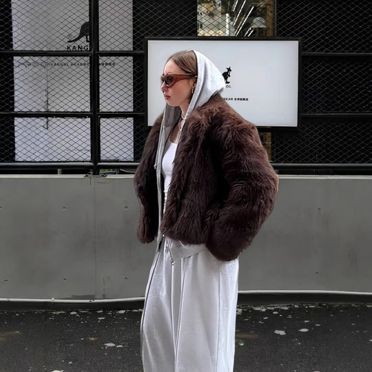 Damen Luxuriöse Kunstpelzjacke mit voluminösen Ärmeln und elegantem Schnitt R&B