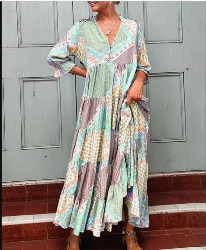 Damen nan luftiges Maxikleid im Patchwork-Boho-Stil mit V-Ausschnitt, gerafftem Oberteil und ausgestelltem Stufensaum R&B