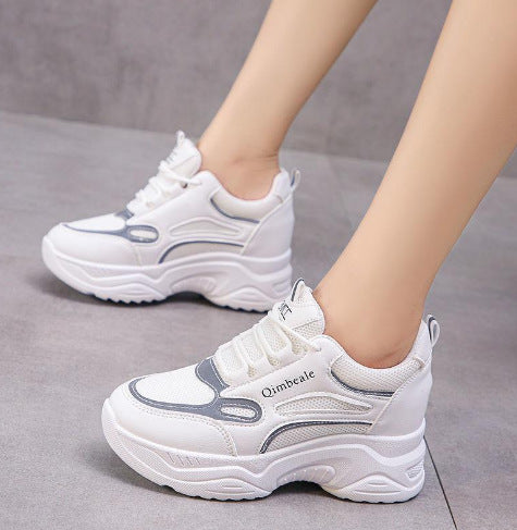Damen Sportliche Plateau Sneakers mit dämpfender Sohle für optimalen Komfort R&B