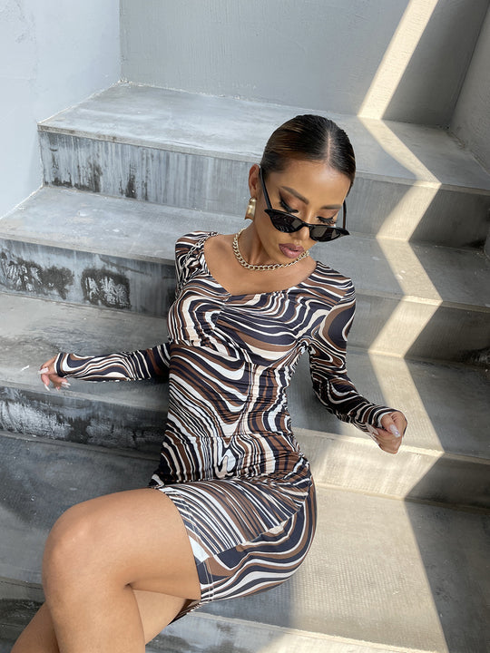 Damen Figurbetontes Langarmkleid mit einzigartigem Muster R&B