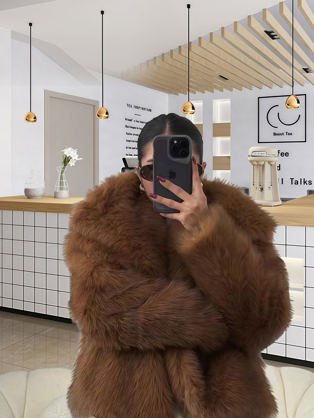 Damen Kunstpelzjacke mit luxuriösem Schnitt und weitem Kragen R&B