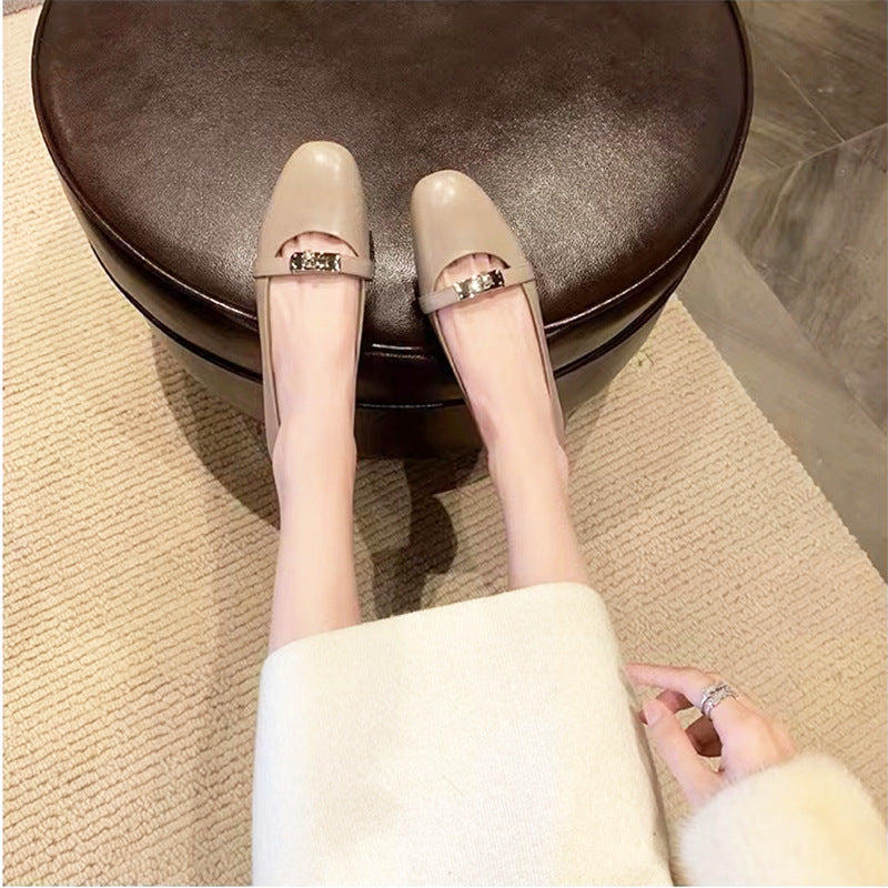 Damen Ballerinas mit elegantem Riemen und schimmerndem Akzent