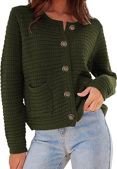Damen Strickjacke mit dekorativen Knöpfen und praktischen Taschen R&B