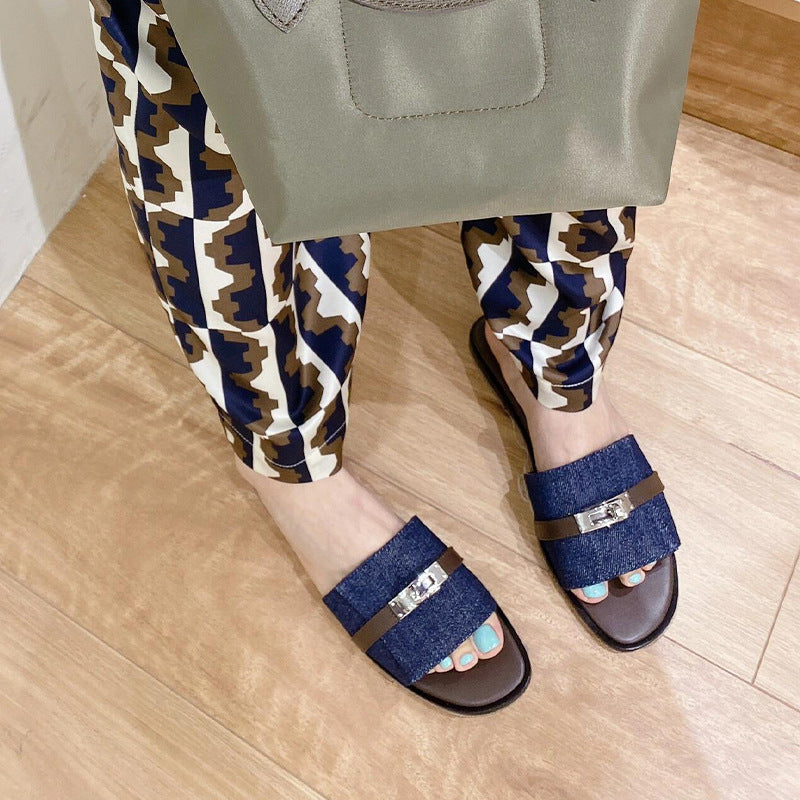 Damen elegante Flip-Flops mit modischen Riemen und komfortablem Fußbett R&B