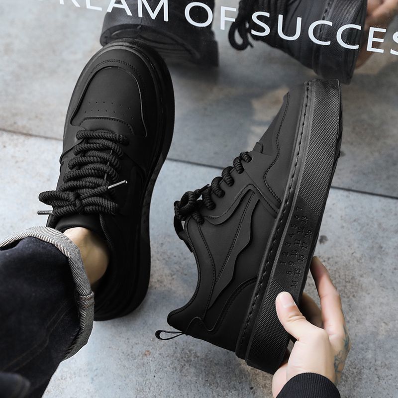 Damen Chunky Sneaker mit hohem Plateau und stylischen Akzenten