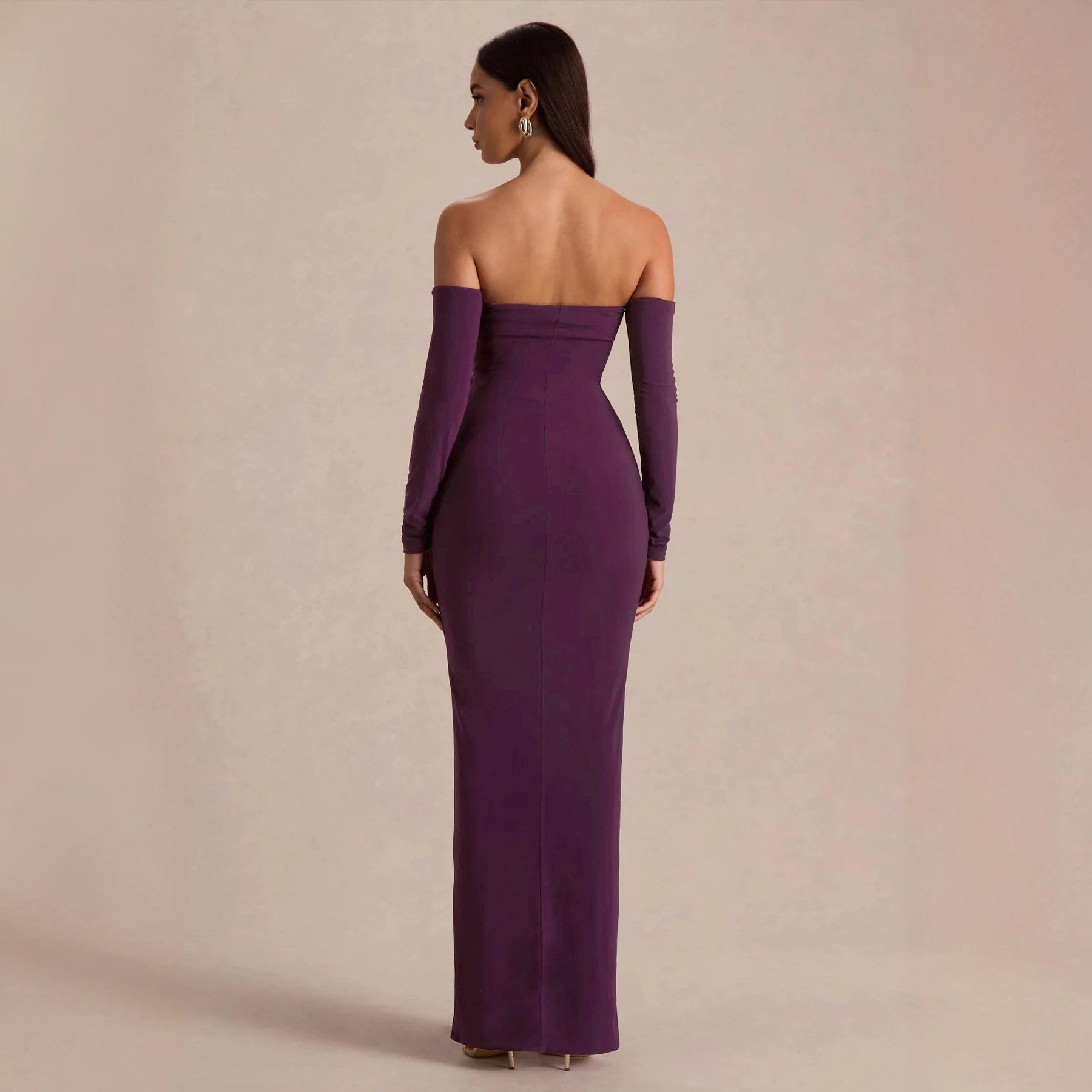Damen trägerloses Abendkleid mit langen Ärmeln und raffinierten Rüschendetails EB