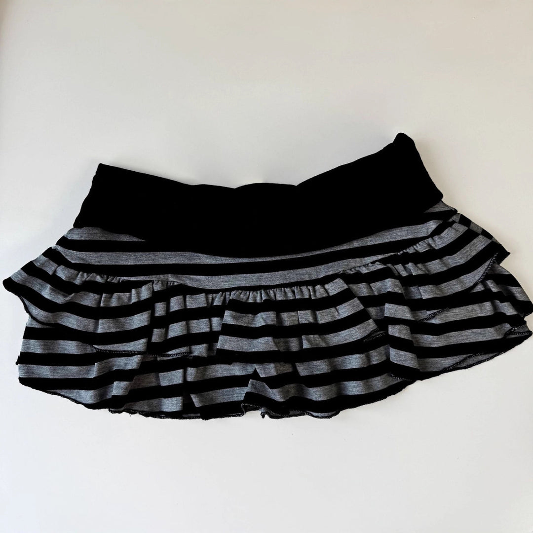 Damen Rüschenshorts mit gestreiftem Design und elastischem Bund R&B