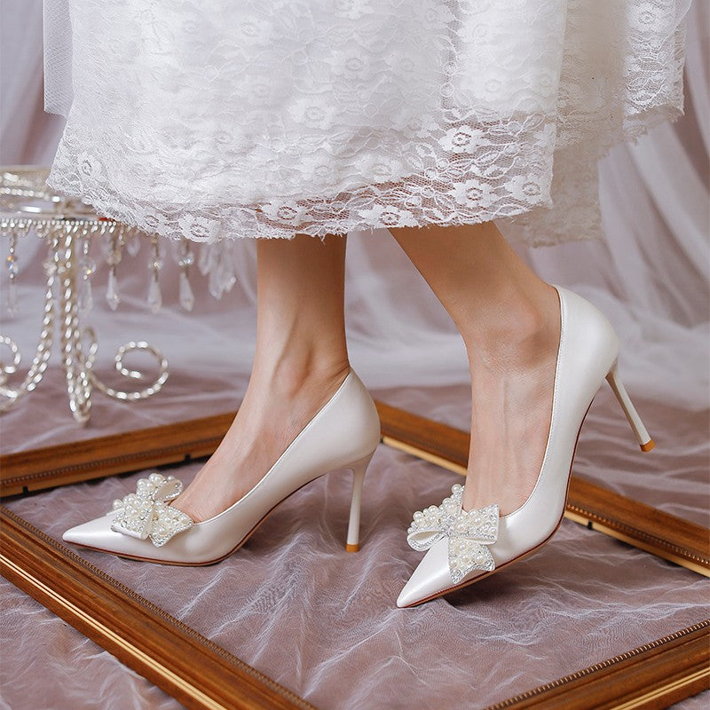 Damen Hochwertige Hochzeitspumps mit Perlenapplikation und raffiniertem Schleifendetail R&B